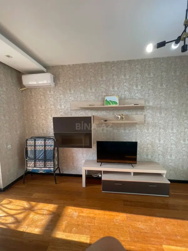 Kirayə verilir 3 otaqlı mənzil 115 m²