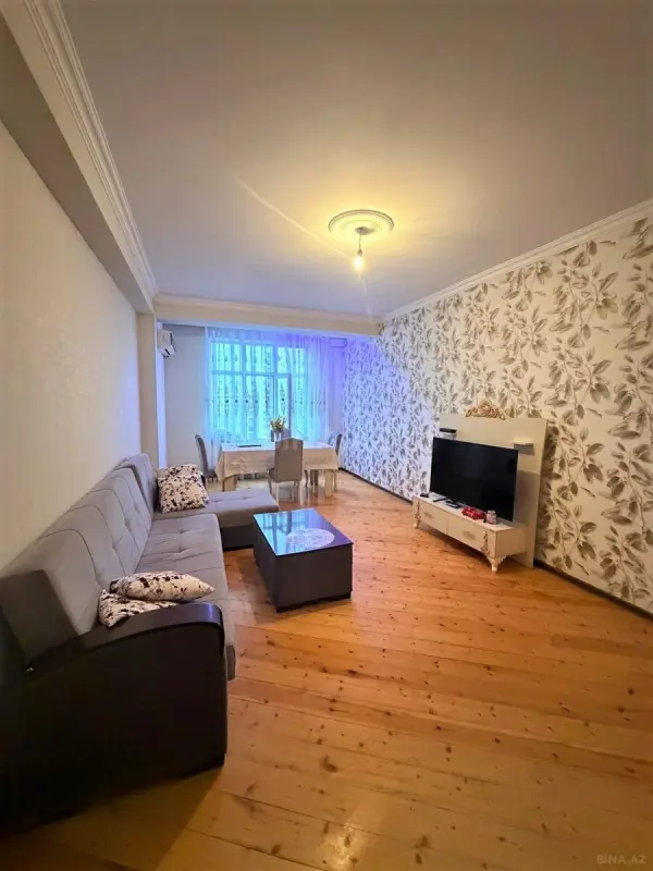 Satılır 2 otaqlı mənzil 96 m²
