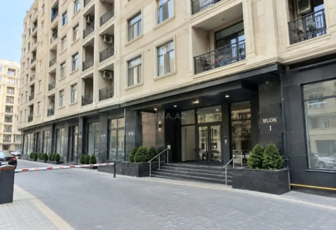 Satılır 3 otaqlı mənzil 97 m²