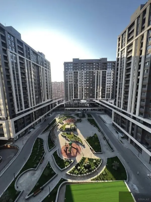 Satılır 3 otaqlı mənzil 127 m²