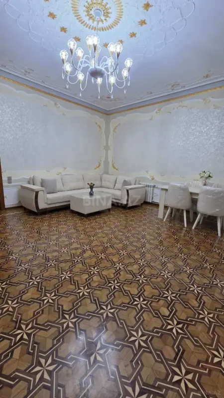 Kirayə verilir 3 otaqlı mənzil 100 m²