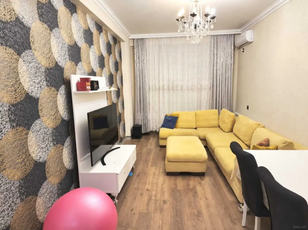 Satılır 2 otaqlı mənzil 70 m²