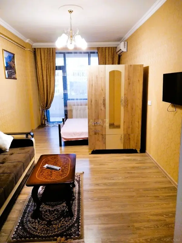 Kirayə verilir 1 otaqlı mənzil 50 m²