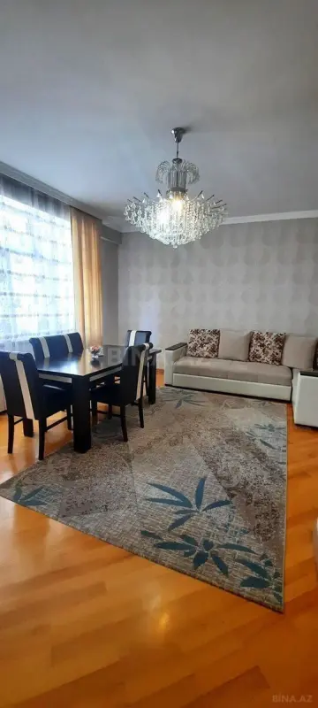 Kirayə verilir 2 otaqlı mənzil 65 m²
