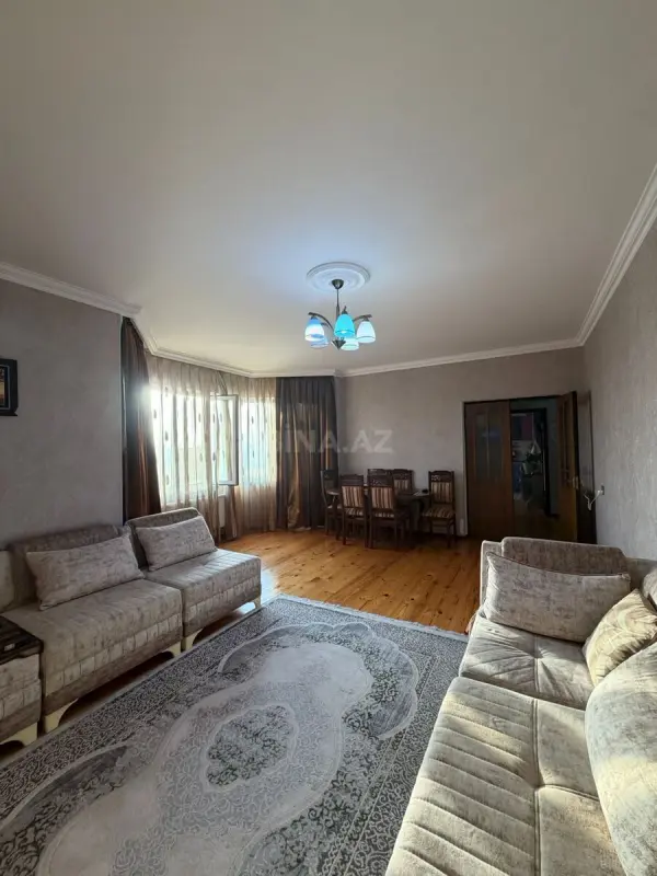 Satılır 3 otaqlı mənzil 126 m²