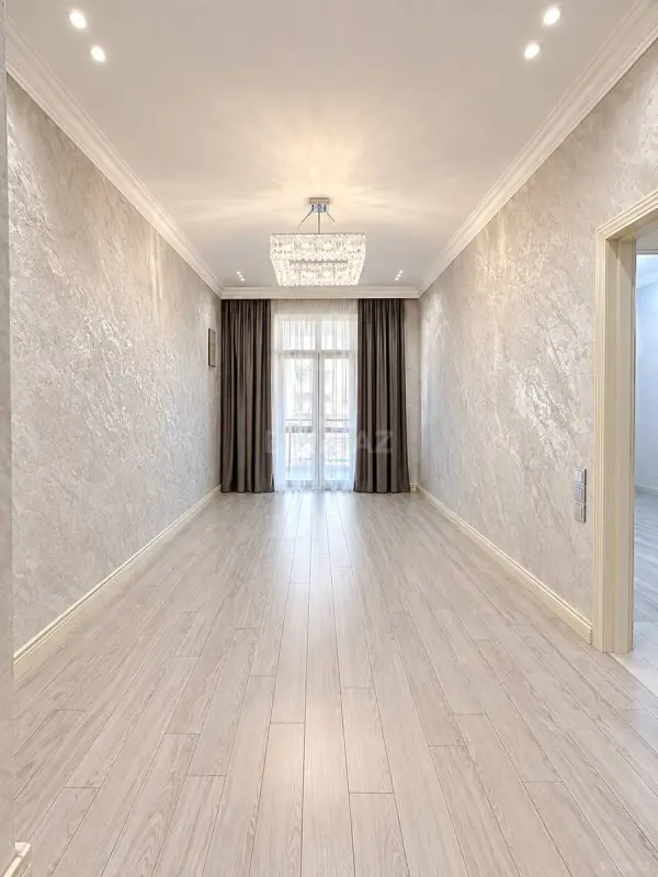 Satılır 3 otaqlı mənzil 92 m²