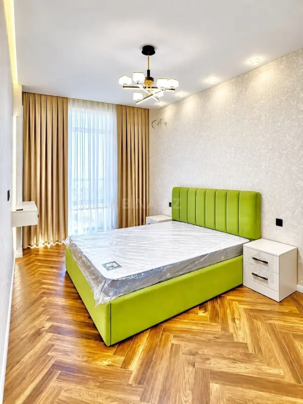Satılır 2 otaqlı mənzil 70 m²
