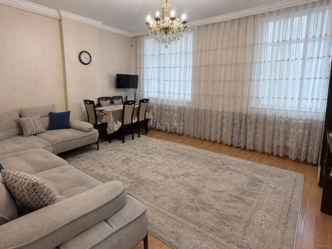Satılır 1 otaqlı mənzil 63 m²