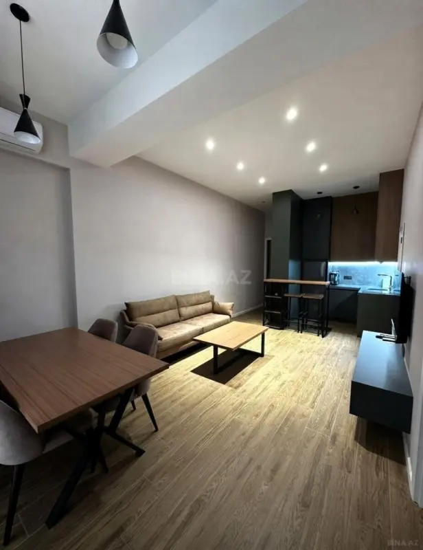 Satılır 2 otaqlı mənzil 52 m²