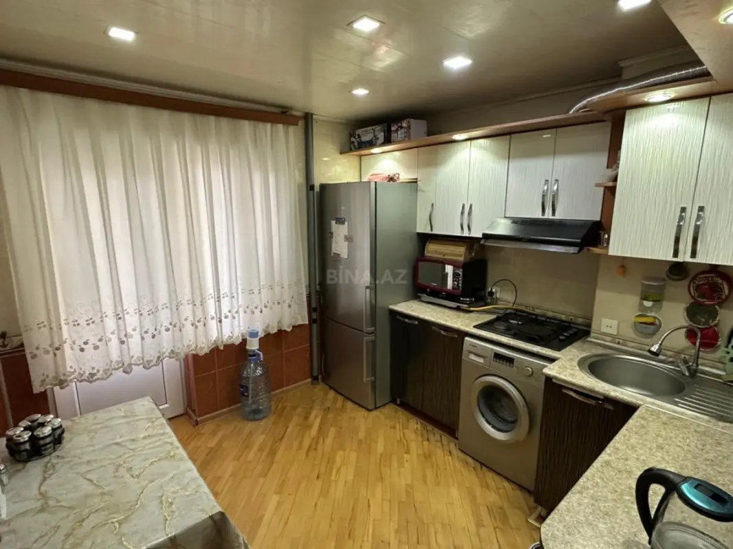 Satılır 3 otaqlı mənzil 104 m²
