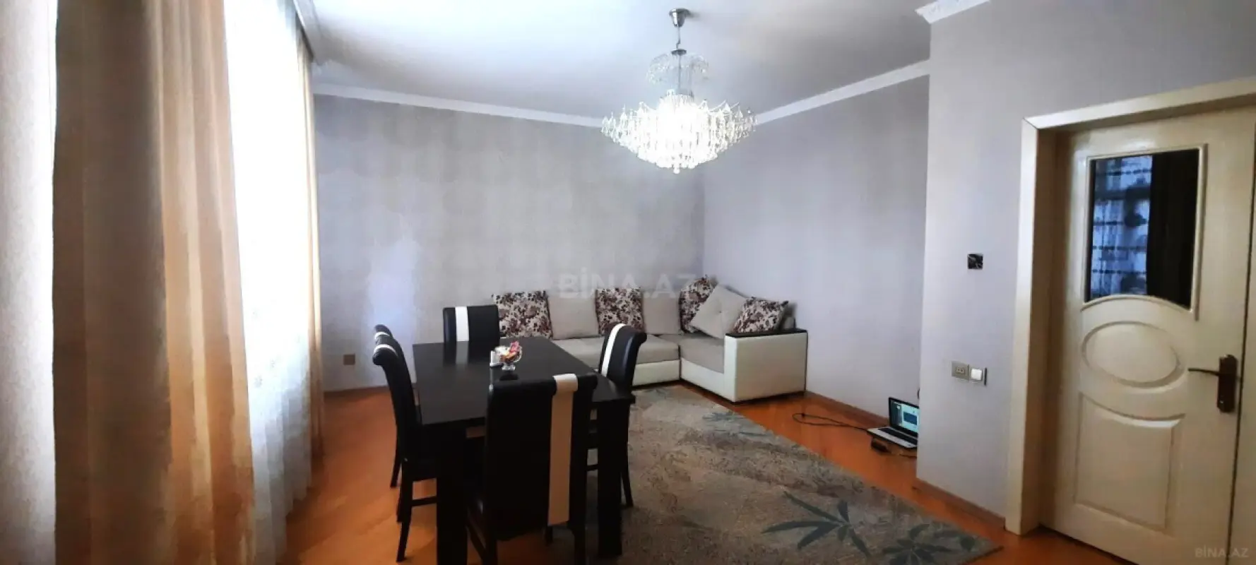 Kirayə verilir 2 otaqlı mənzil 62 m²