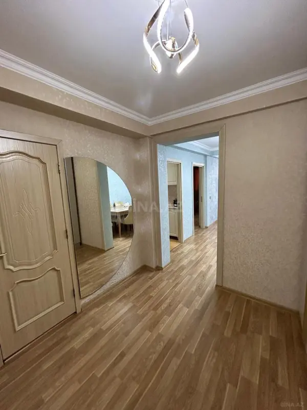Satılır 2 otaqlı mənzil 73 m²