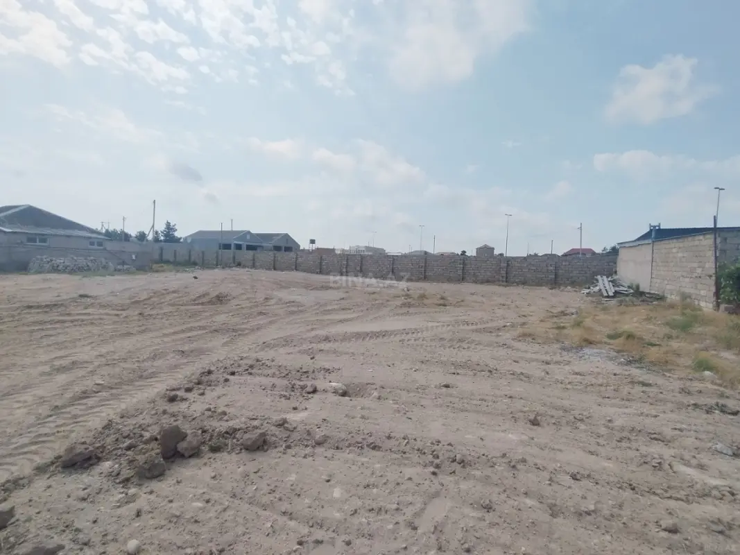 Satılır torpaq sahəsi 20 m²