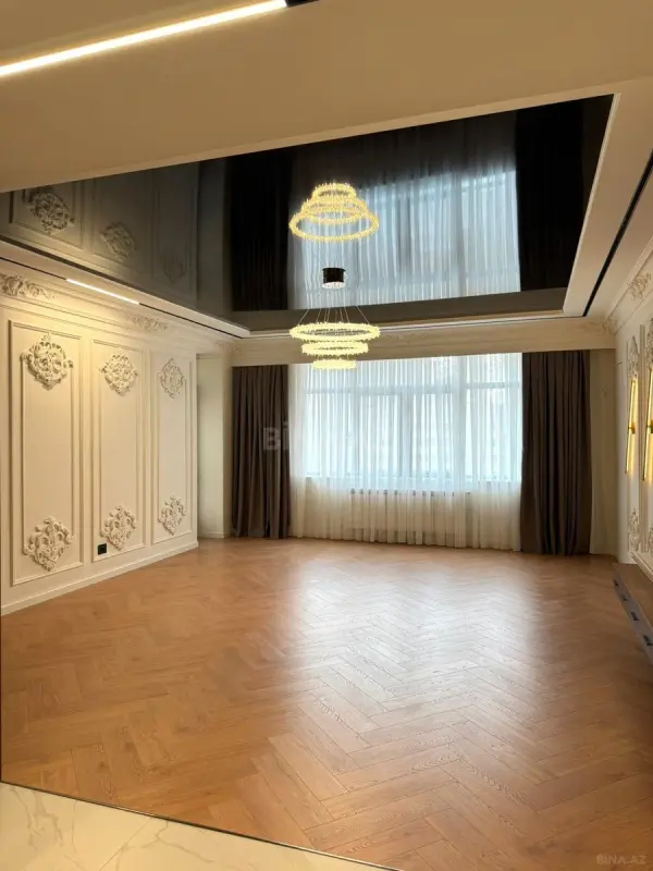 Satılır 3 otaqlı mənzil 108 m²