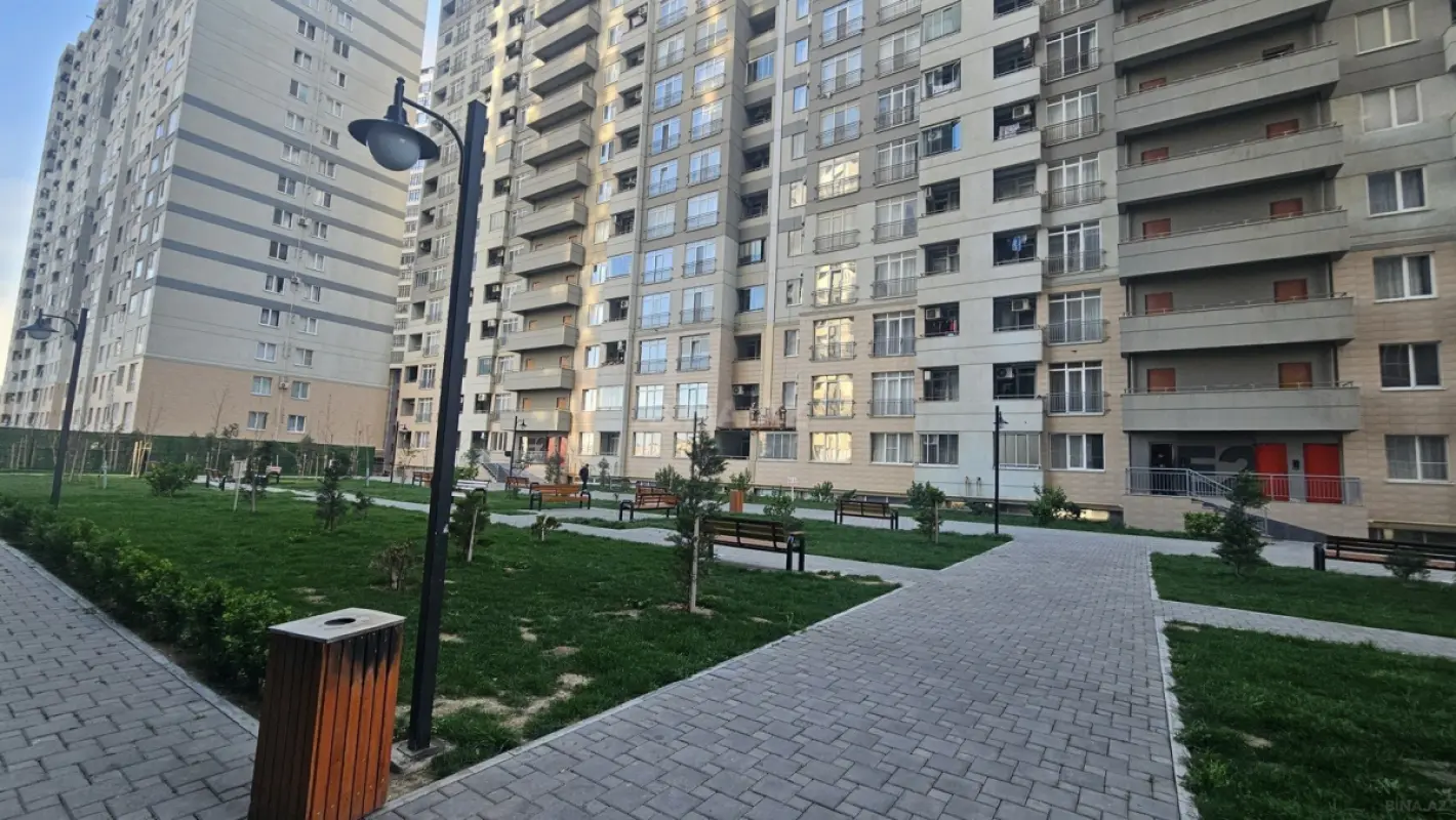 Satılır 2 otaqlı mənzil 70 m²