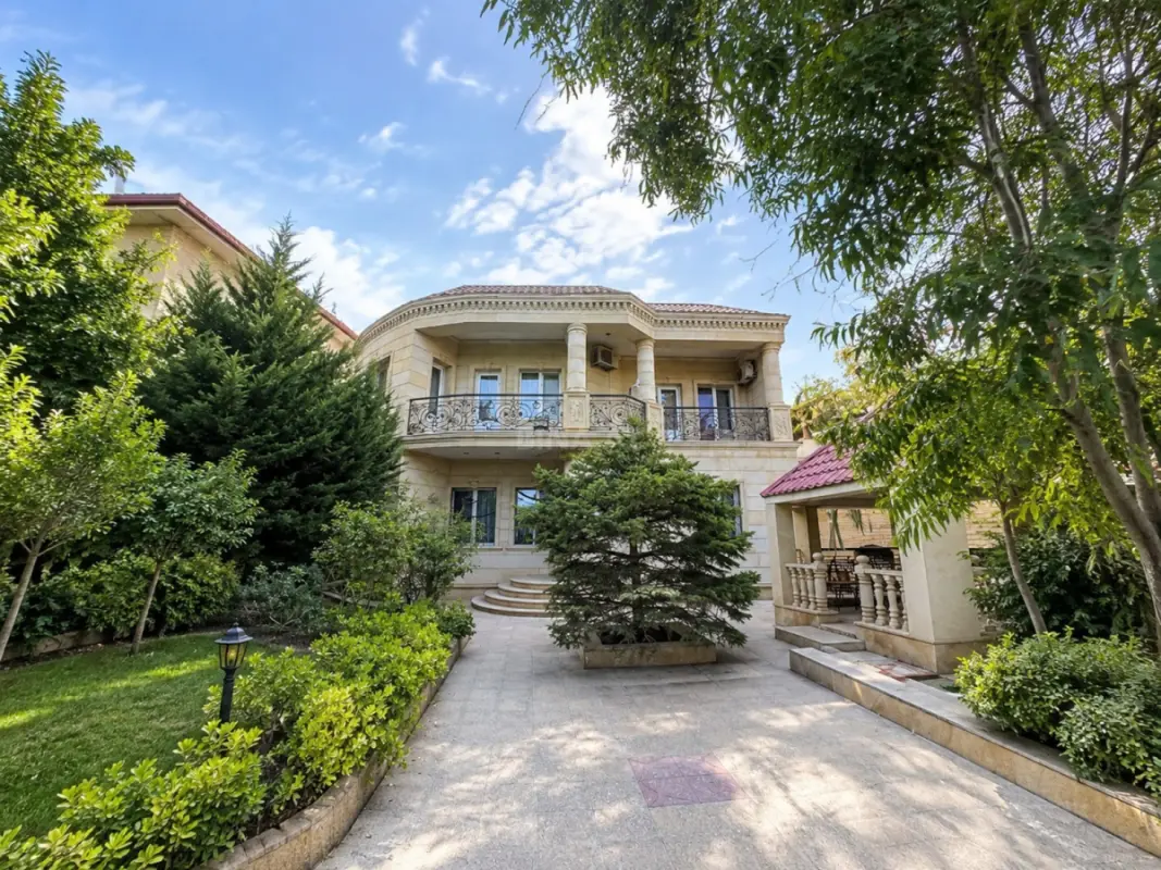Satılır 6 otaqlı həyət evi 250 m²