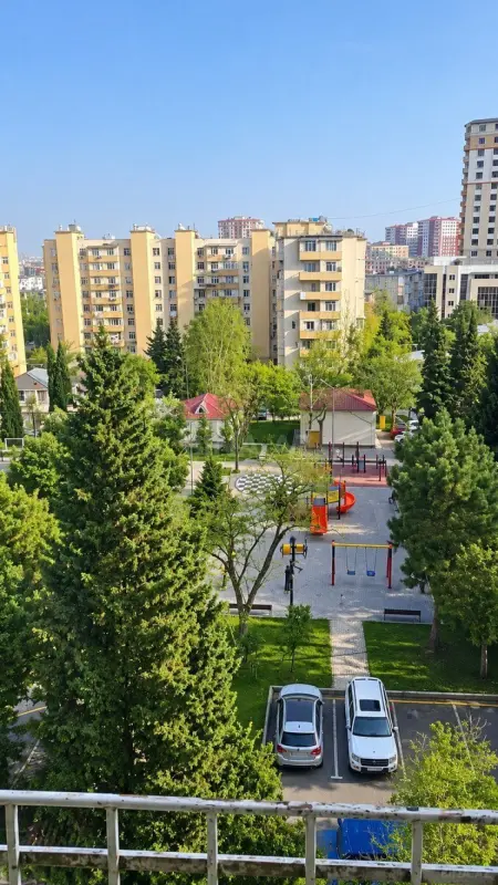 Satılır 2 otaqlı mənzil 70 m²