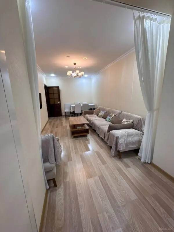 Satılır 3 otaqlı mənzil 75 m²