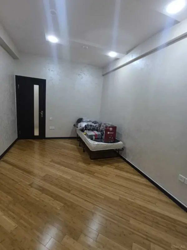 Kirayə verilir 2 otaqlı mənzil 55 m²