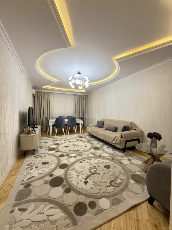 Satılır 3 otaqlı mənzil 115 m²