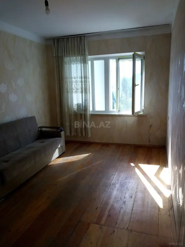Satılır 1 otaqlı mənzil 38 m²
