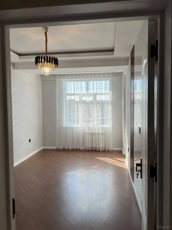 Satılır 2 otaqlı mənzil 61 m²