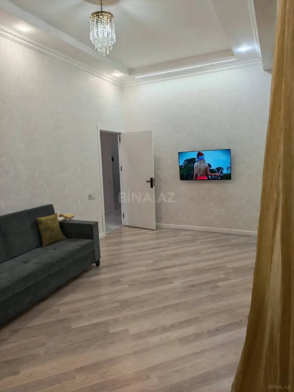 Kirayə verilir 2 otaqlı mənzil 75 m²