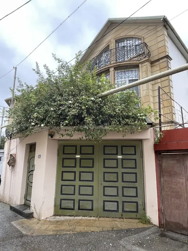 Kirayə verilir 5 otaqlı həyət evi 200 m²