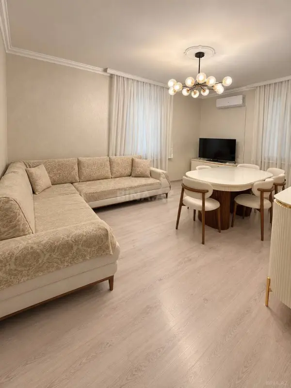 Satılır 3 otaqlı mənzil 60.5 m²