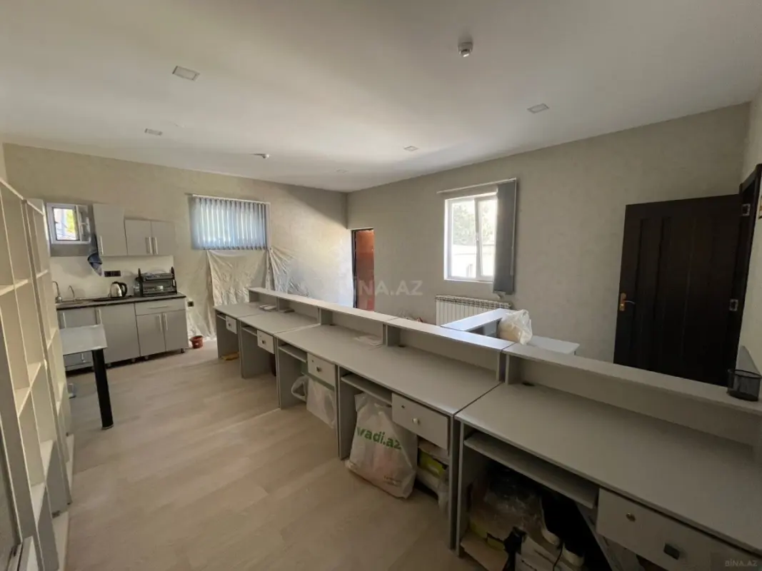 Kirayə verilir obyekt 190 m²