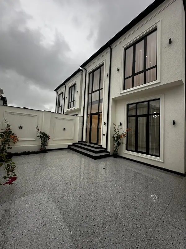 Satılır 4 otaqlı həyət evi 140 m²