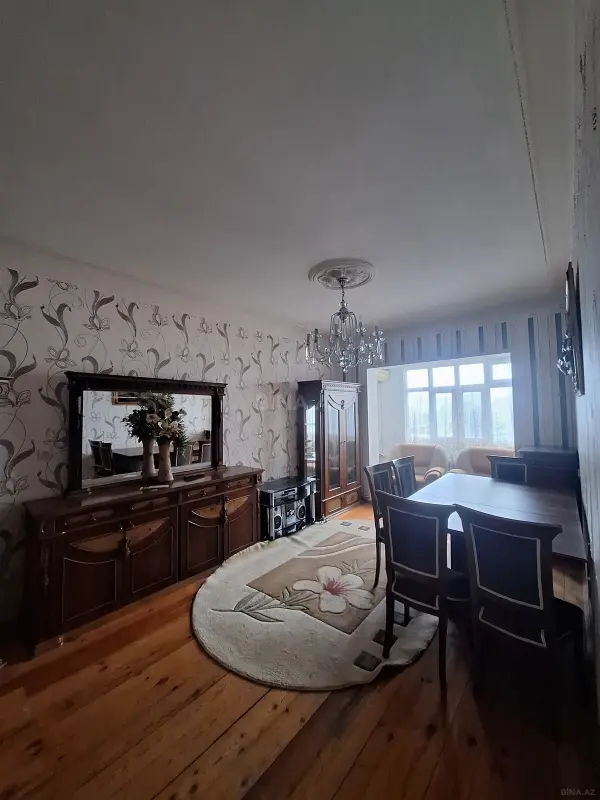 Satılır 3 otaqlı mənzil 72 m²