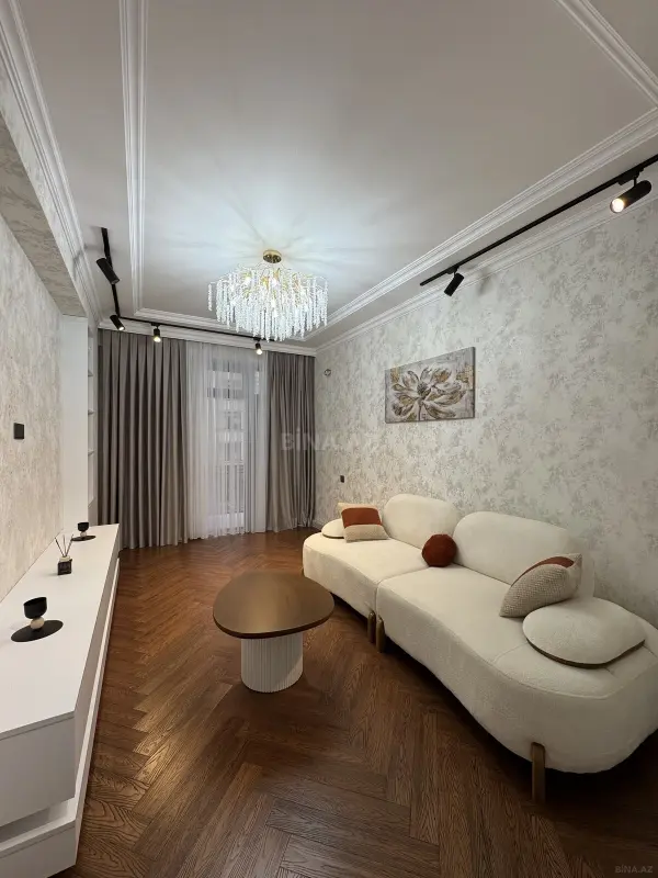 Satılır 2 otaqlı mənzil 65 m²