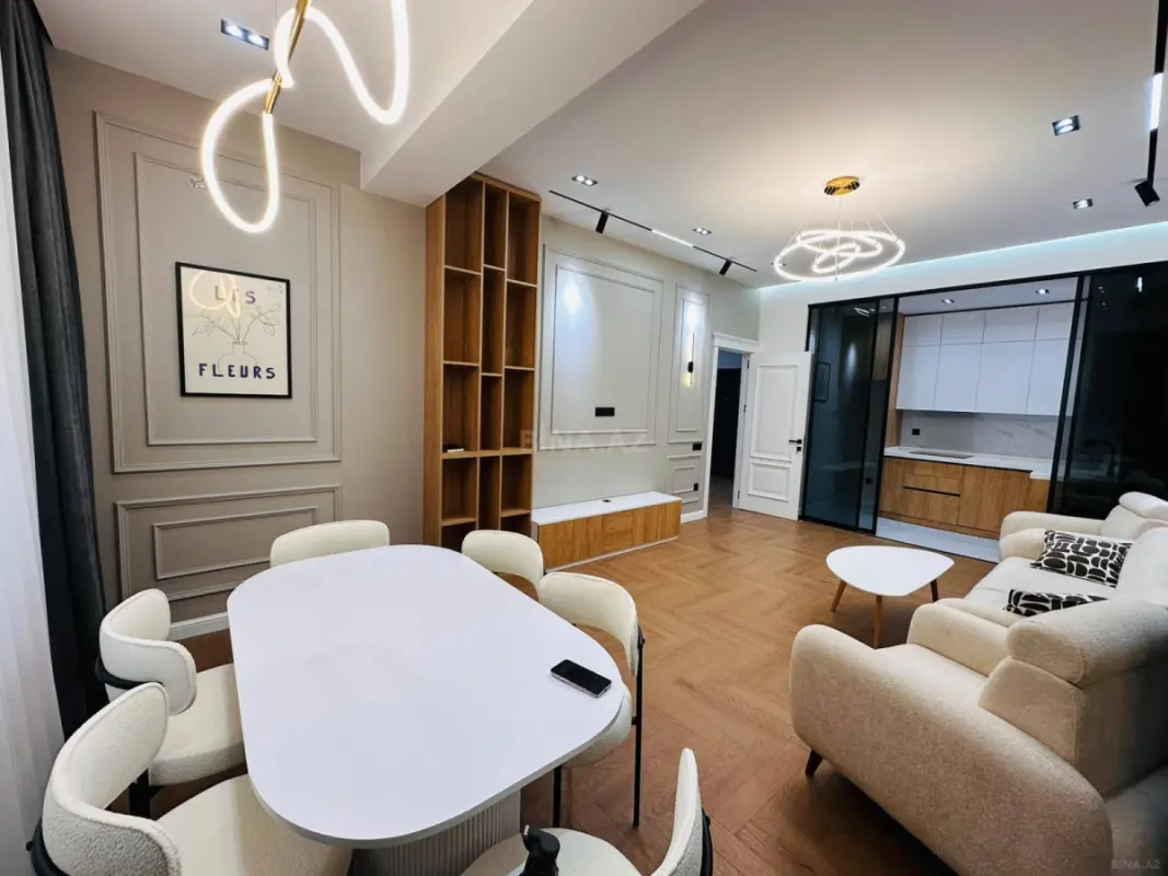 Satılır 3 otaqlı mənzil 95 m²