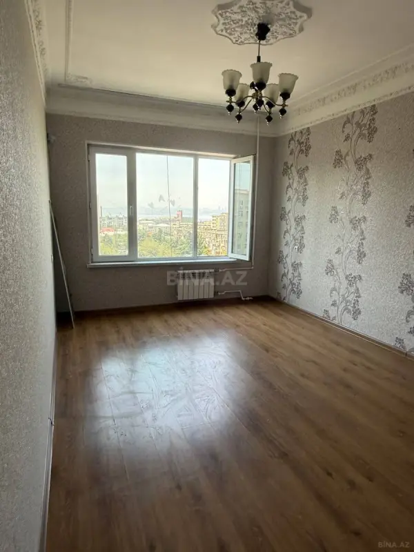 Kirayə verilir 2 otaqlı mənzil 65 m²