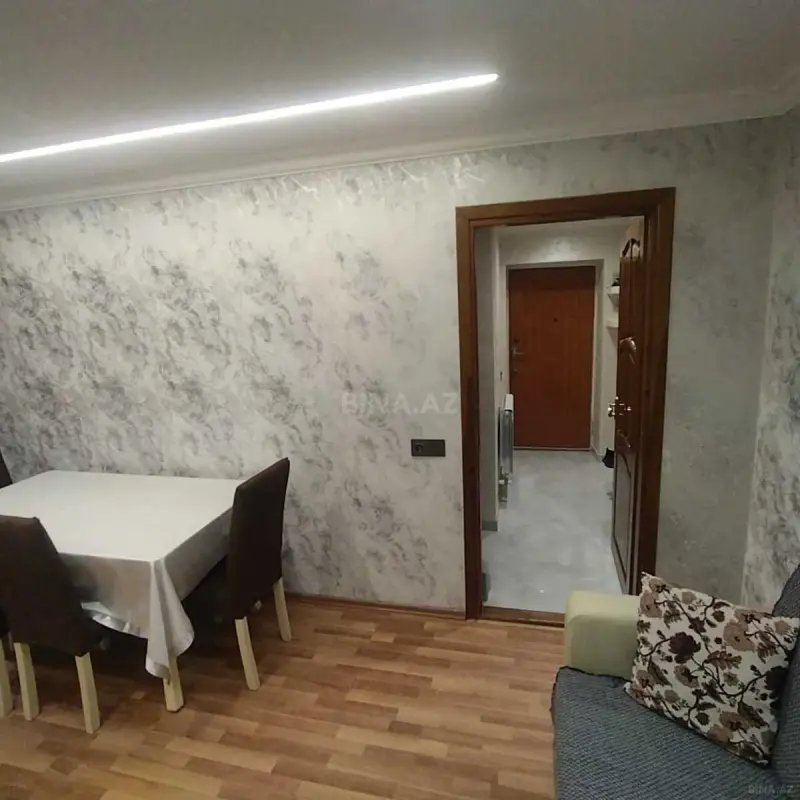 Kirayə verilir 2 otaqlı mənzil 40 m²