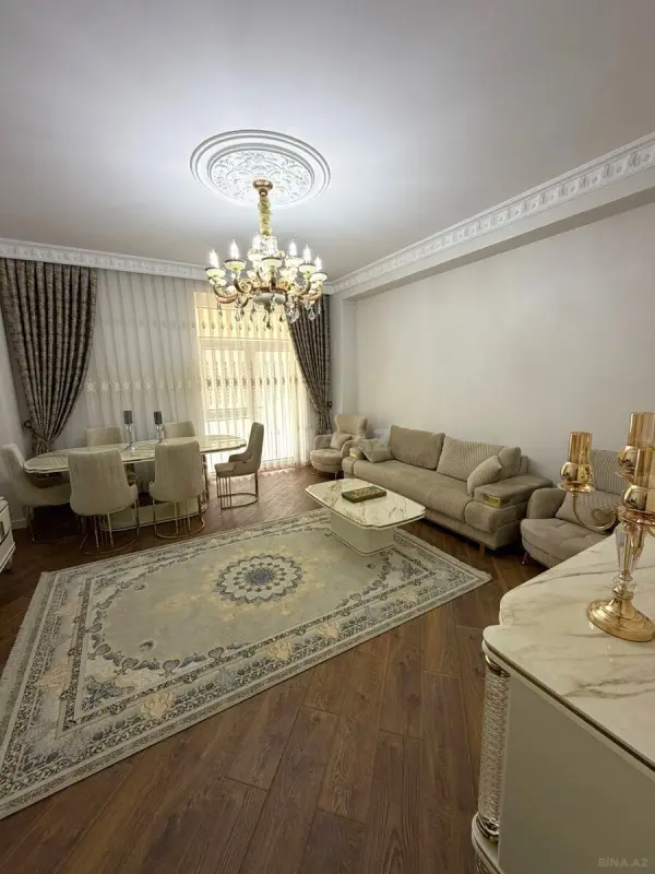 Satılır 4 otaqlı mənzil 161 m²