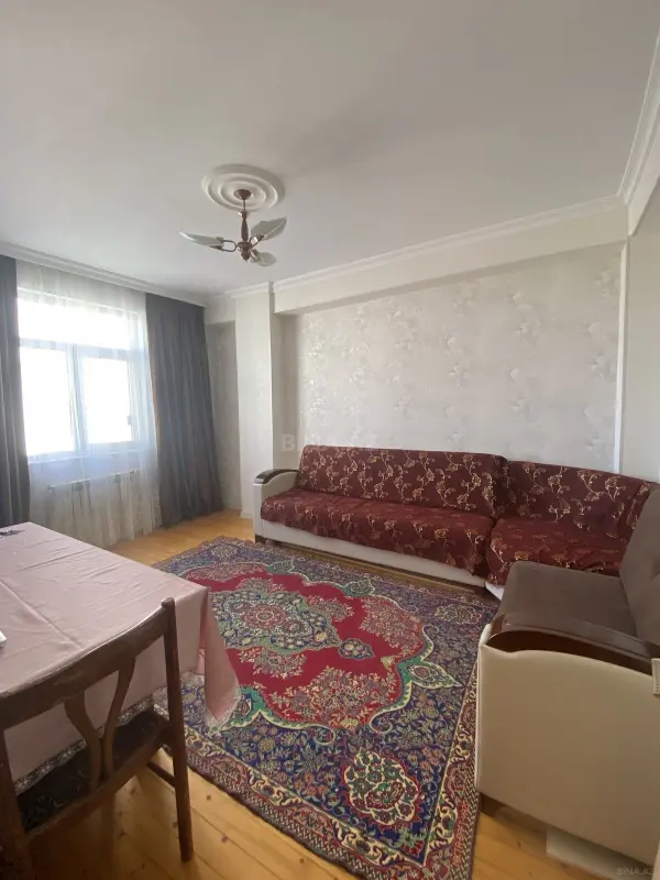 Kirayə verilir 2 otaqlı mənzil 40 m²