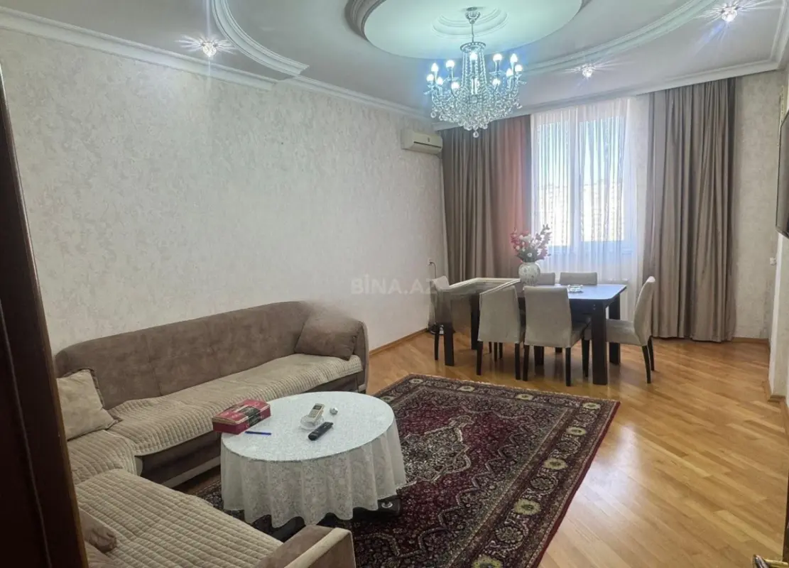 Satılır 3 otaqlı mənzil 120 m²