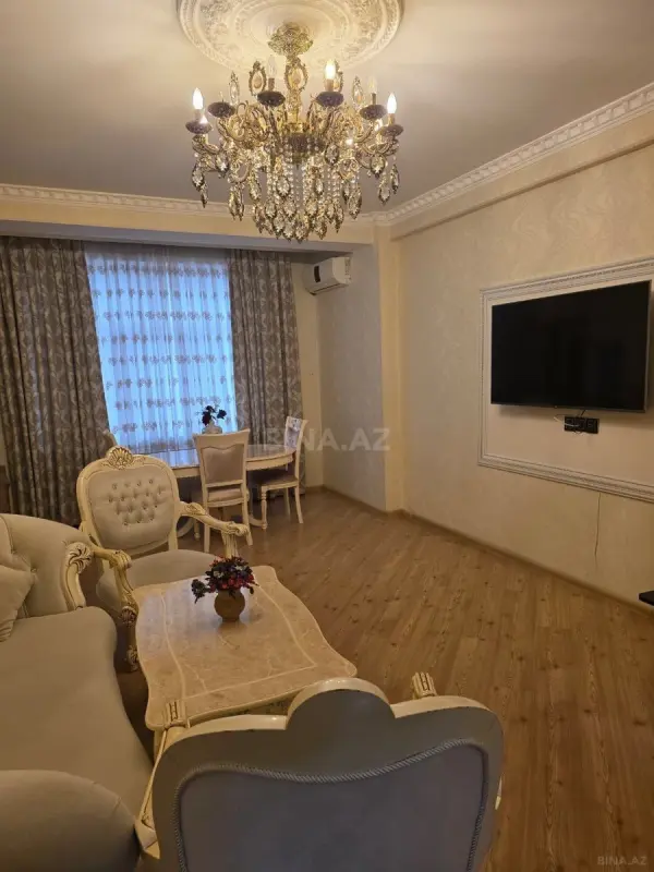 Kirayə verilir 3 otaqlı mənzil 100 m²