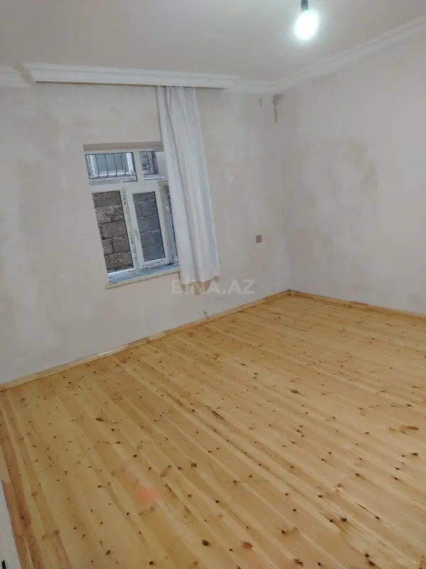 Kirayə verilir 2 otaqlı həyət evi 80 m²