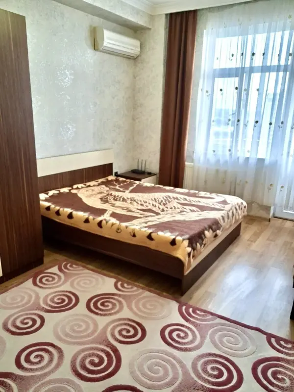 Kirayə verilir 2 otaqlı mənzil 100 m²