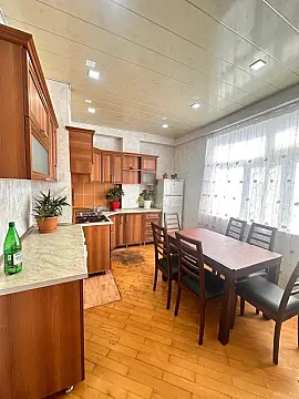 Kirayə verilir 2 otaqlı mənzil 70 m² — Bakı 2 otaq 70.00 m²