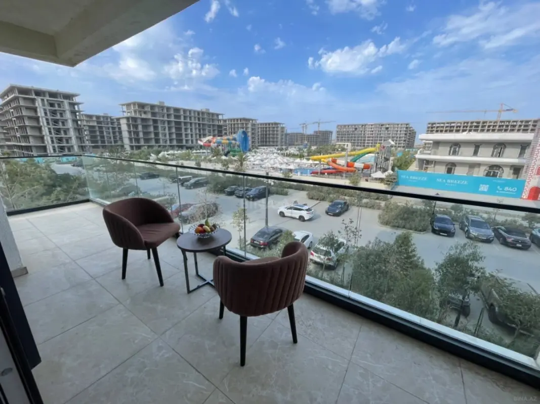Kirayə verilir 3 otaqlı mənzil 160 m²