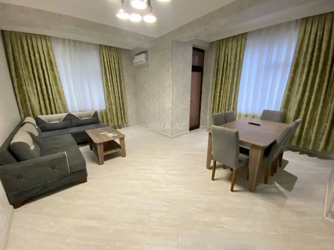 Kirayə verilir 3 otaqlı mənzil 110 m²