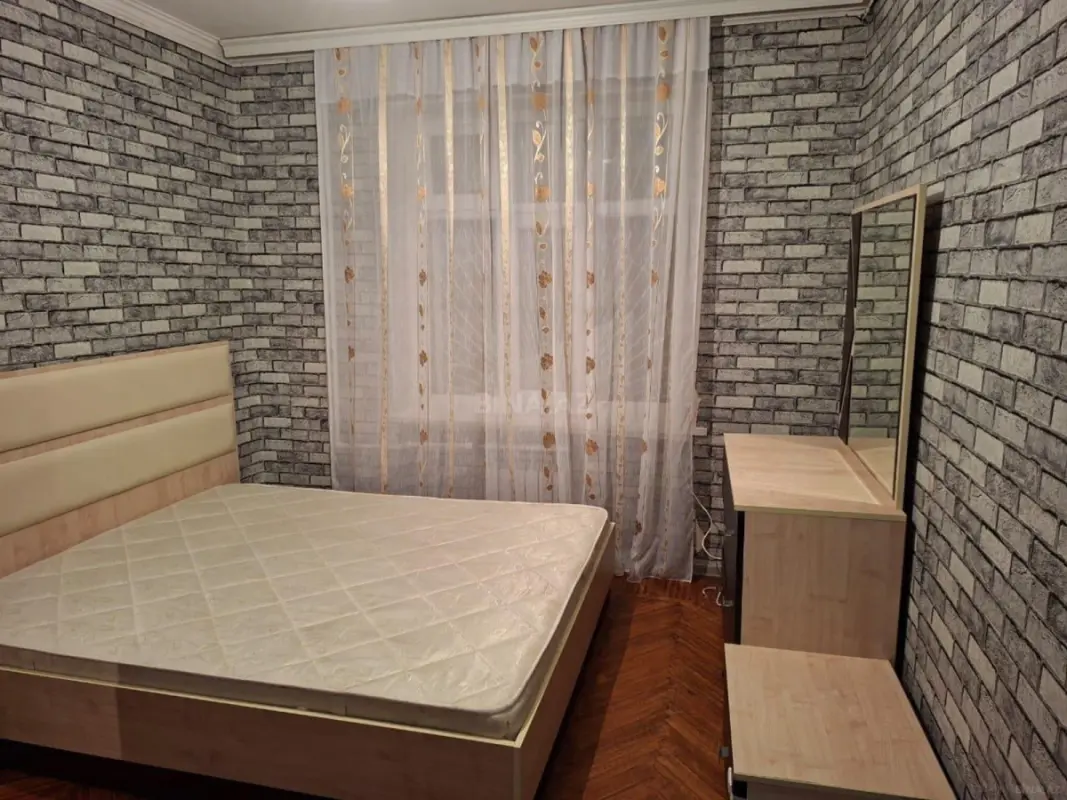 Satılır 2 otaqlı mənzil 59 m²