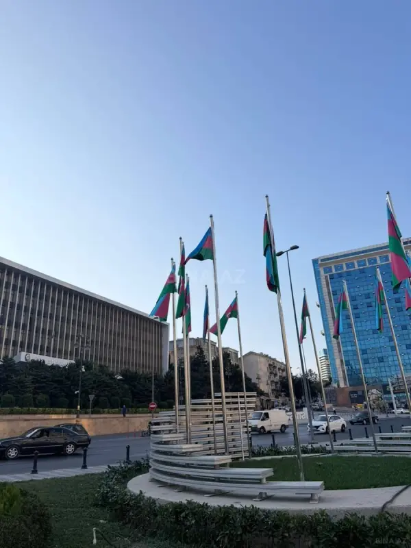 Satılır 3 otaqlı mənzil 90 m²