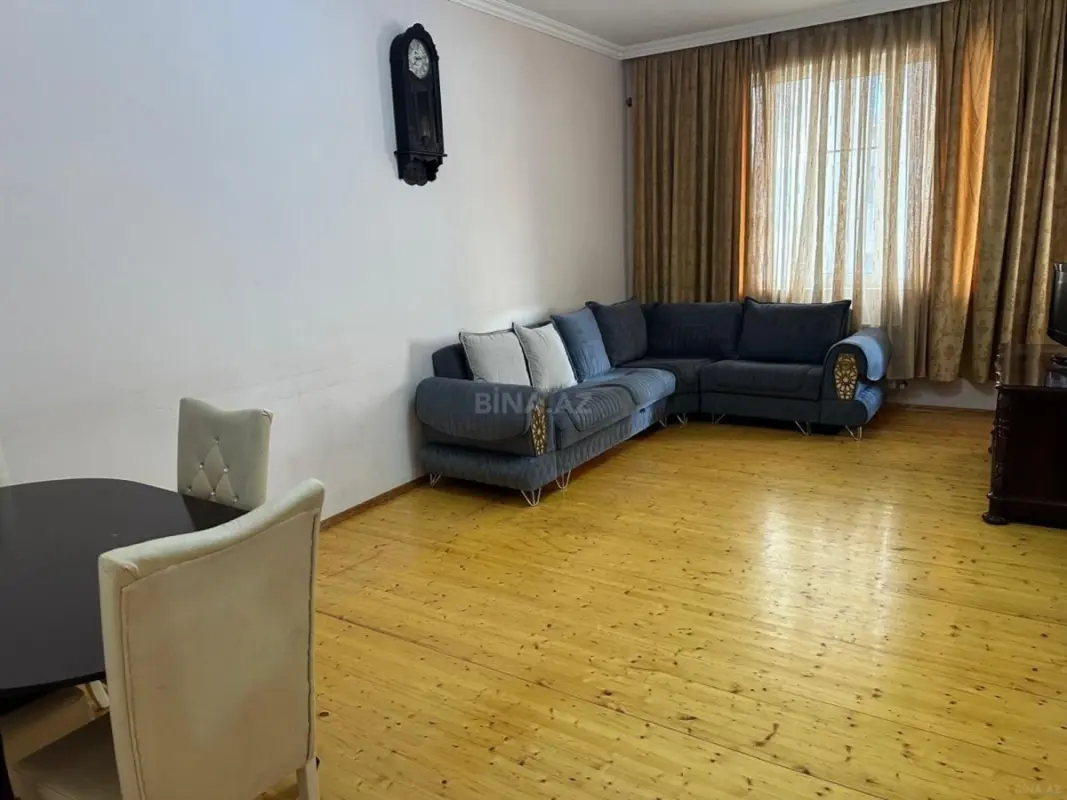 Kirayə verilir 3 otaqlı mənzil 120 m²
