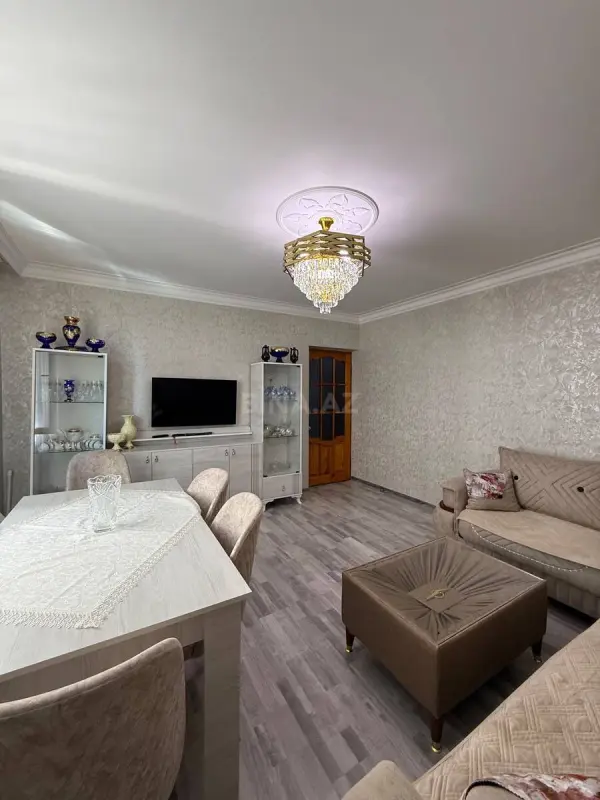 Satılır 4 otaqlı mənzil 80 m²