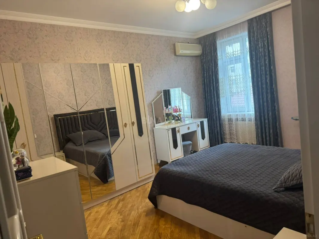 Kirayə verilir 2 otaqlı mənzil 87 m²